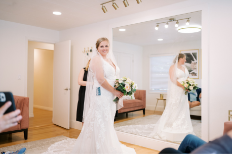 Luxury Dress Shopping in Portland. Mobile Image